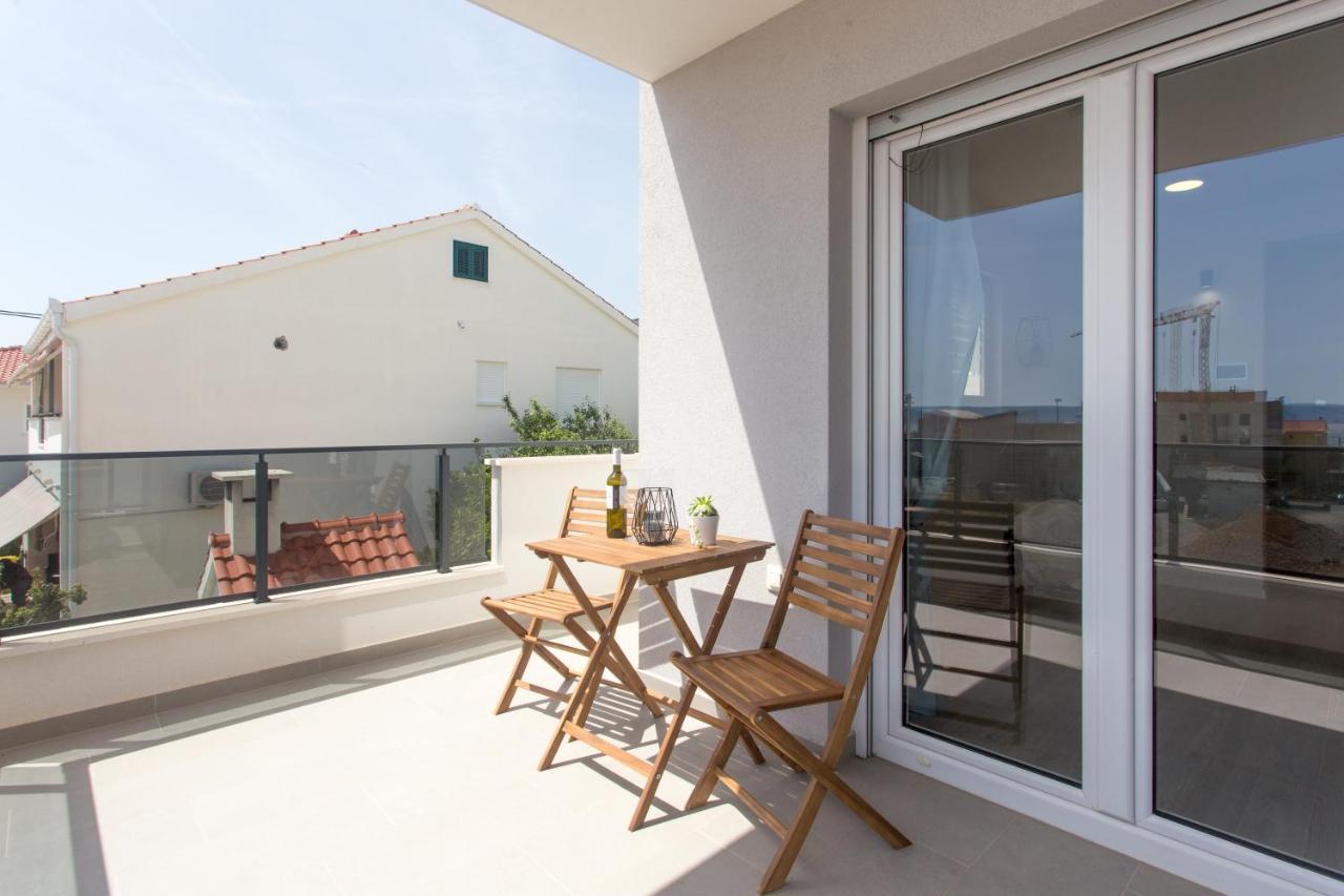 Delminium Apartment Kastela Luaran gambar