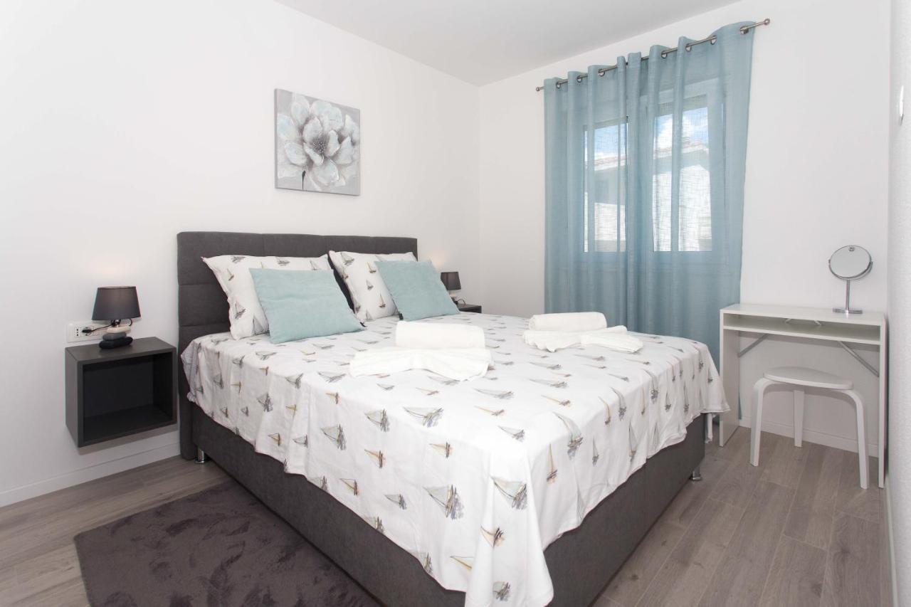 Delminium Apartment Kastela Luaran gambar
