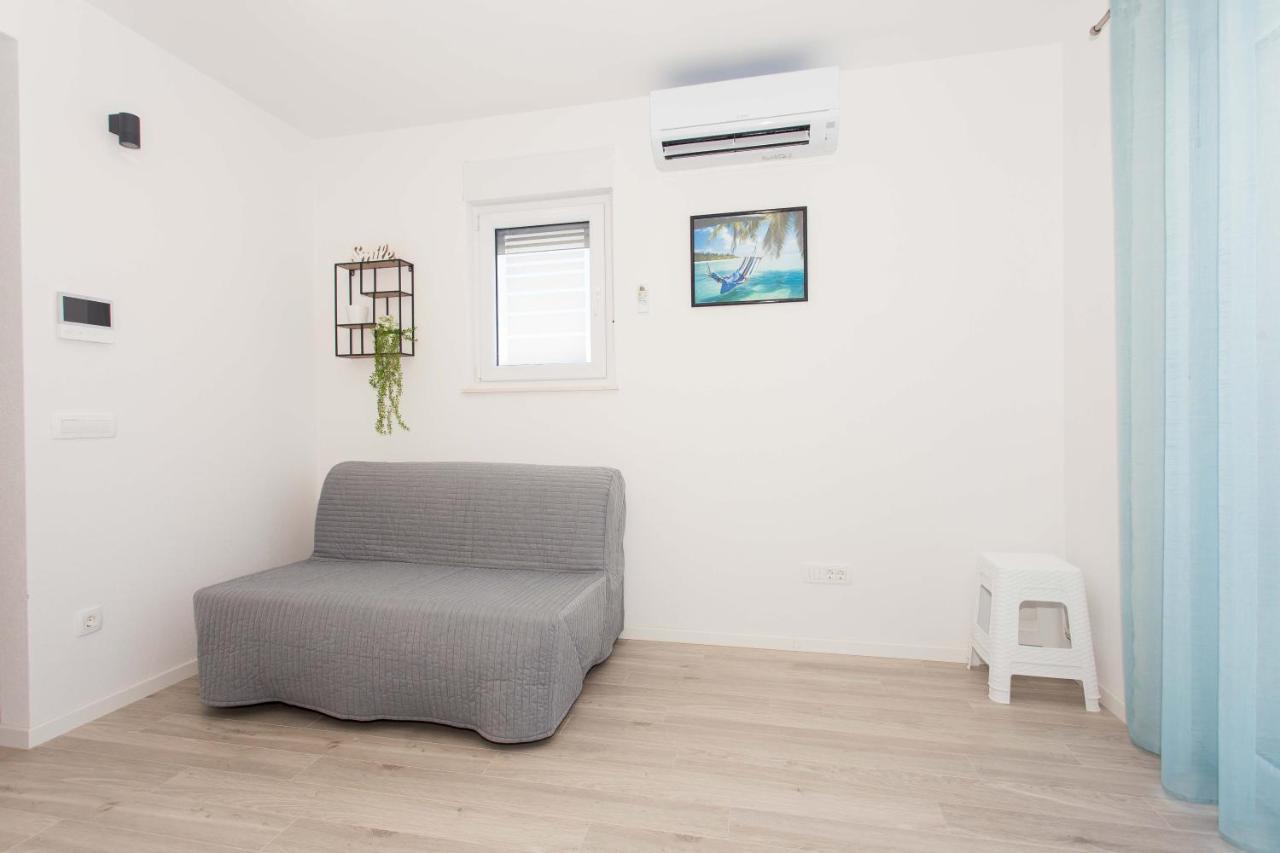 Delminium Apartment Kastela Luaran gambar